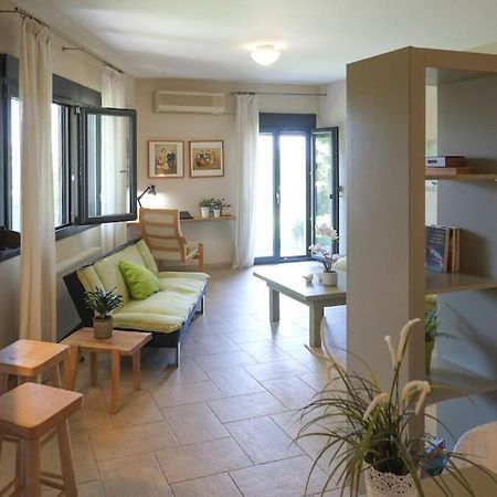 Apartment With Garden In Thessaloniki. Exterior foto